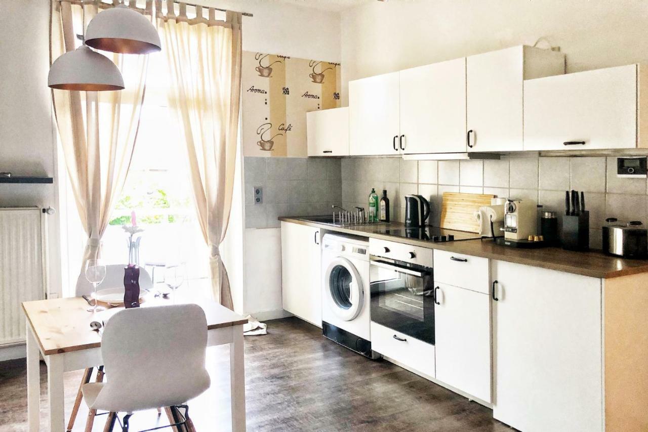 Wunderschoene Altbauwohnung Mit Flair In Βούρπεταλ Εξωτερικό φωτογραφία