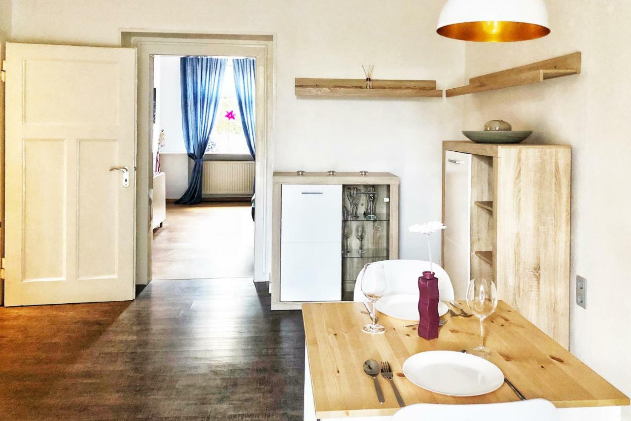Wunderschoene Altbauwohnung Mit Flair In Βούρπεταλ Εξωτερικό φωτογραφία